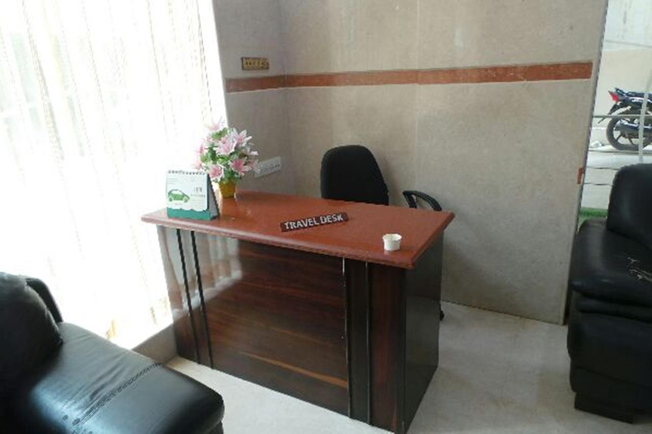 Mlc Gateway Deluxe Inn Bangalore Exteriör bild
