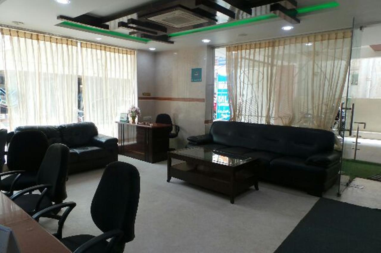 Mlc Gateway Deluxe Inn Bangalore Exteriör bild